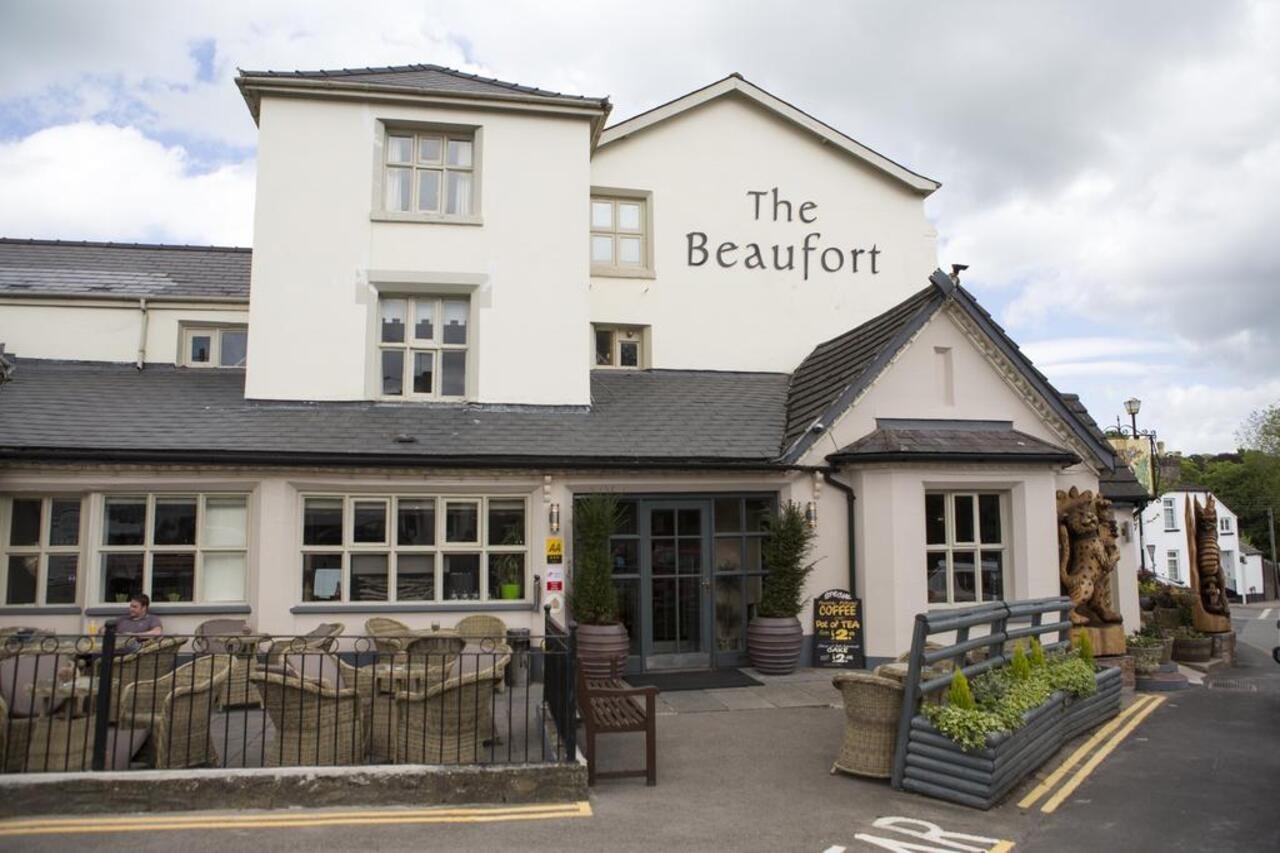 The Beaufort, Raglan Luaran gambar